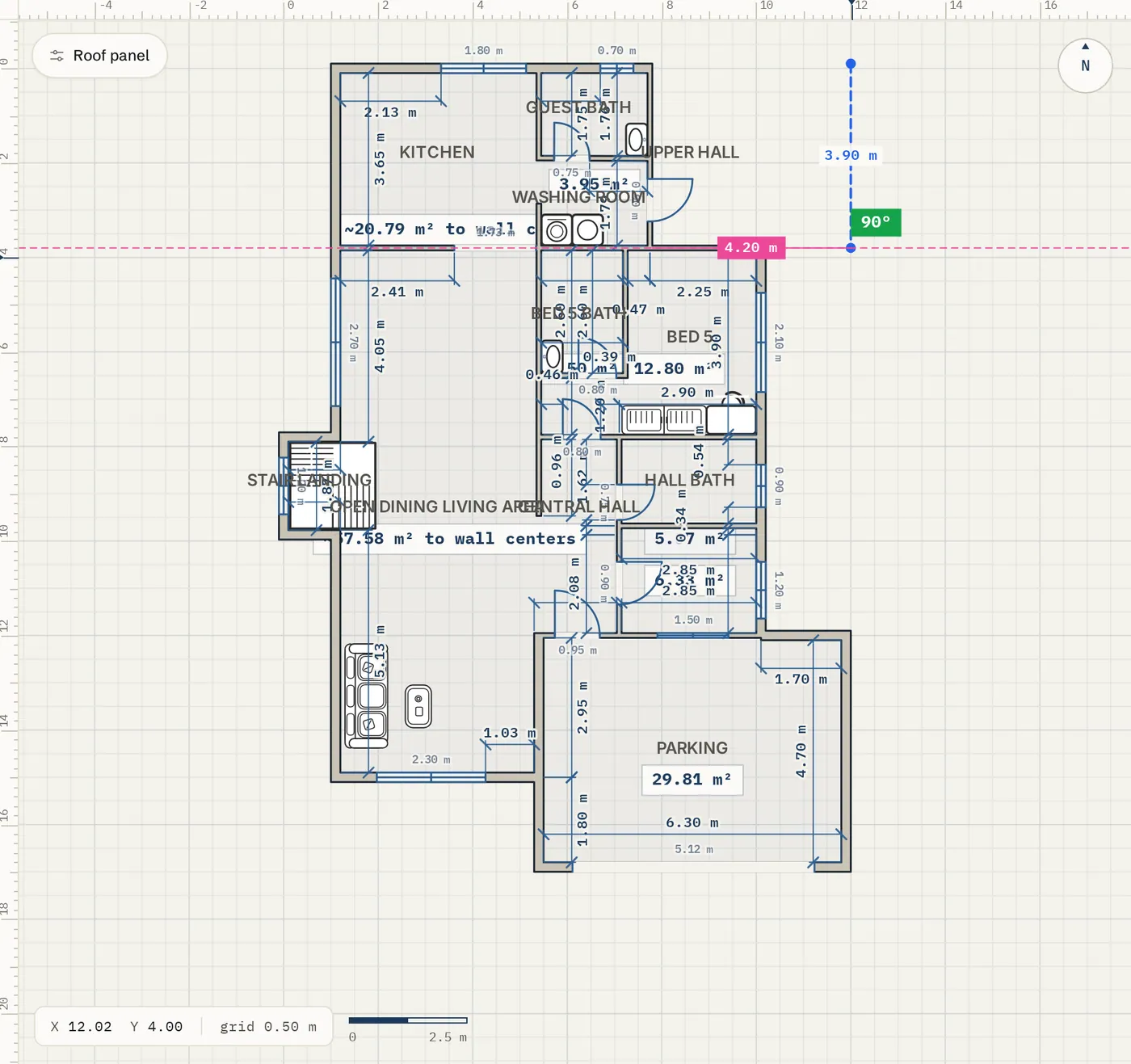 Tracing a roof outline on the plan, with a corner snapped to an outer wall corner